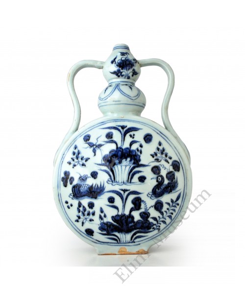 1484 A Yuan b&w mandarin ducks pattern flask vase 